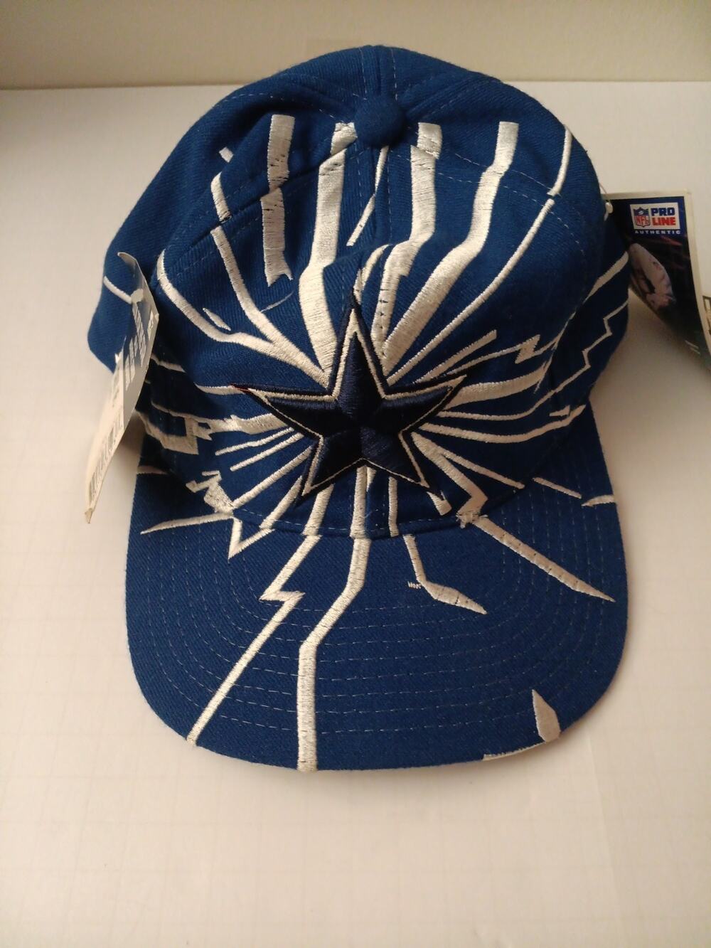 Deadstock Dallas Cowboys Vintage Starter 90s Shockwave Lightning Snapback Hat